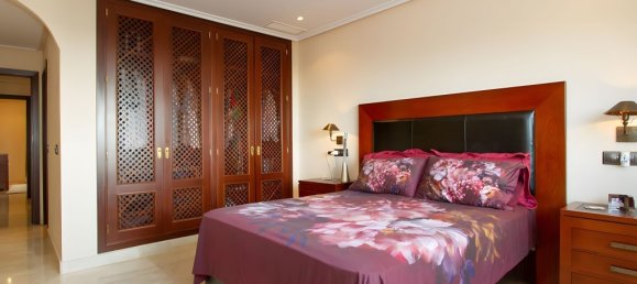 3 bedrooms Apartment in Marbella, Spain No. 33038 11