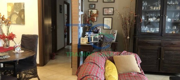 3 bedrooms Apartment in Piacenza, Italy No. 163213 6