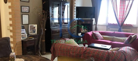 3 bedrooms Apartment in Piacenza, Italy No. 163213 7