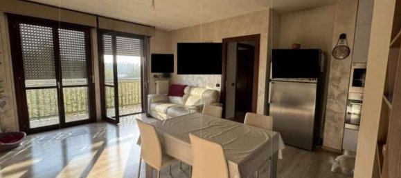 4-Zimmer Wohnung in Cardano al Campo, Italy, Nr. 3211 15