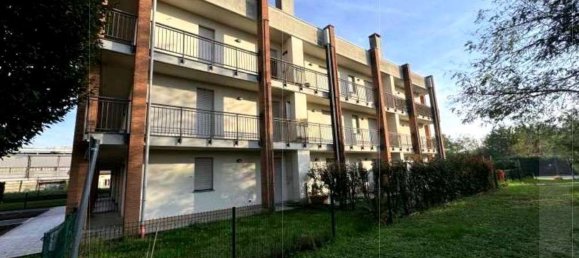 4-Zimmer Wohnung in Cardano al Campo, Italy, Nr. 3211 2