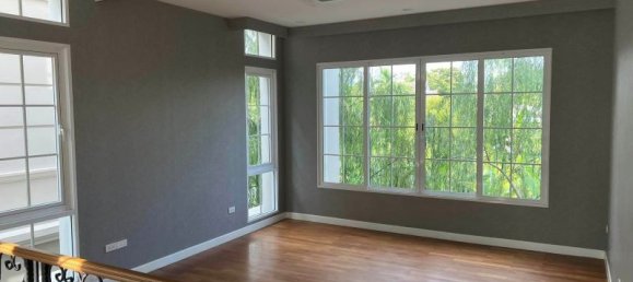 4 bedrooms Cafe / restaurant in Bangkok, Thailand No. 6314 5