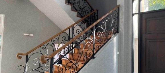 4 bedrooms Cafe / restaurant in Bangkok, Thailand No. 6314 4