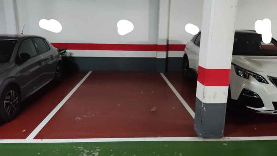  Garage in Zaragoza, Spain No. 268391