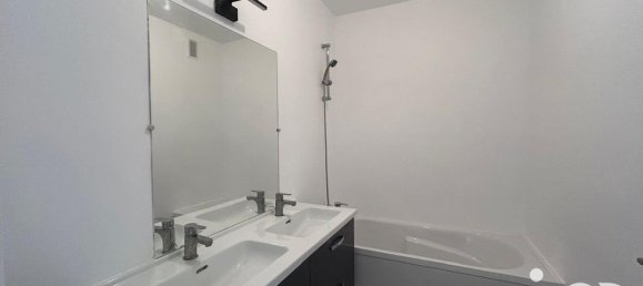 2 bedrooms Apartment in Chatillon, France No. 163408 13