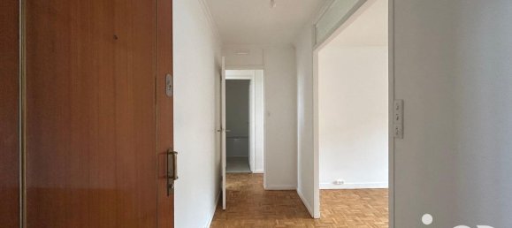 2 bedrooms Apartment in Chatillon, France No. 163408 8