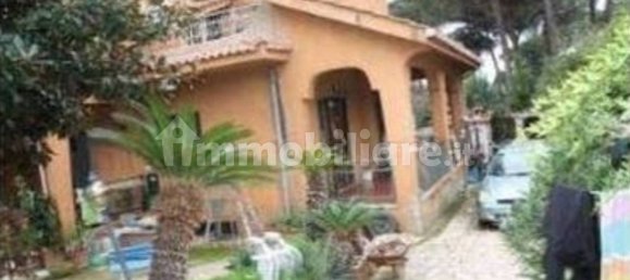 3 غرف نوم فيلا في Ardea, Italy رقم 197831 13