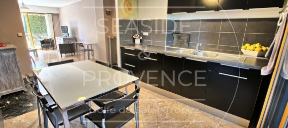 2 bedrooms Apartment in Sainte-Maxime, France No. 345943 3