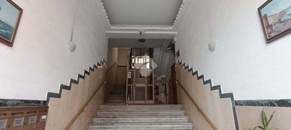 3-Zimmer Wohnung in Naples, Italy, Nr. 53893 8