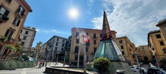 3-Zimmer Wohnung in Naples, Italy, Nr. 53893 30