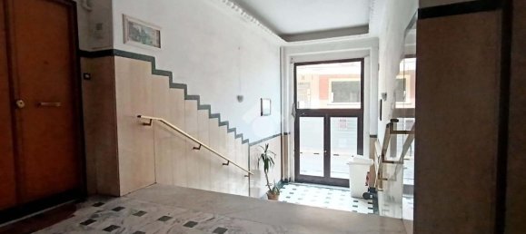3-Zimmer Wohnung in Naples, Italy, Nr. 53893 7