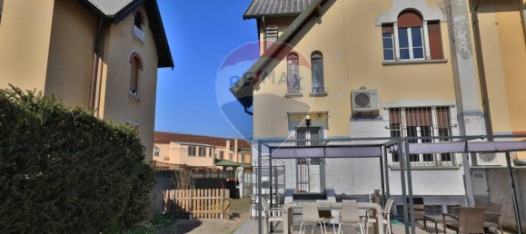 4 bedrooms Villa in Bollate, Italy No. 283578 33