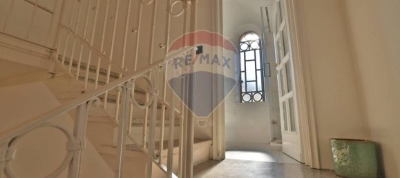 4 bedrooms Villa in Bollate, Italy No. 283578 14