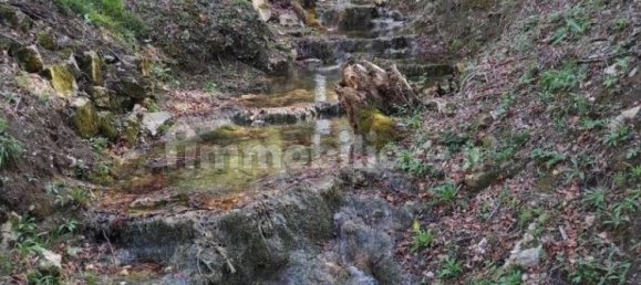 30000m² Land in Baschi, Italy No. 251085 17