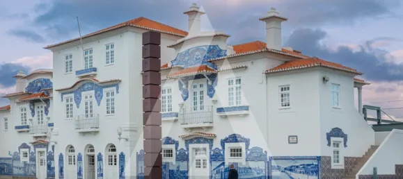 48m² Commercial property in Aveiro, Portugal No. 81162 24