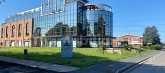 Коммерческая недвижимость с 3 комнатами в Сеттимо Миланезе, Италия № 15754 5