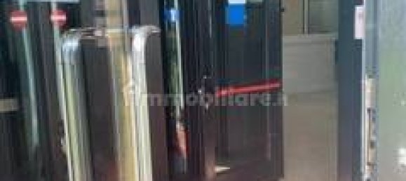 Коммерческая недвижимость с 3 комнатами в Сеттимо Миланезе, Италия № 15754 24