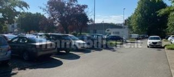 Коммерческая недвижимость с 3 комнатами в Сеттимо Миланезе, Италия № 15754 11