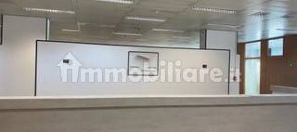 Коммерческая недвижимость с 3 комнатами в Сеттимо Миланезе, Италия № 15754 15