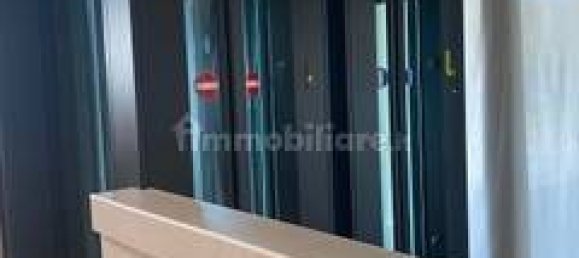 Коммерческая недвижимость с 3 комнатами в Сеттимо Миланезе, Италия № 15754 26