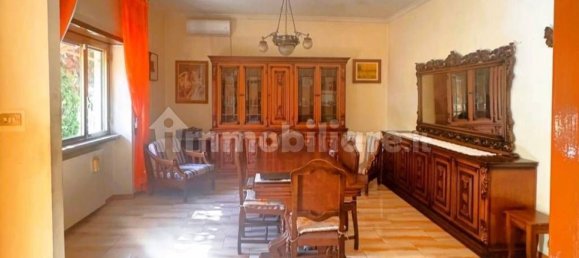 3 rooms Apartment in Tivoli, Italy No. 280190 6