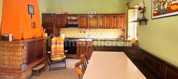 3 rooms Apartment in Tivoli, Italy No. 280190 10