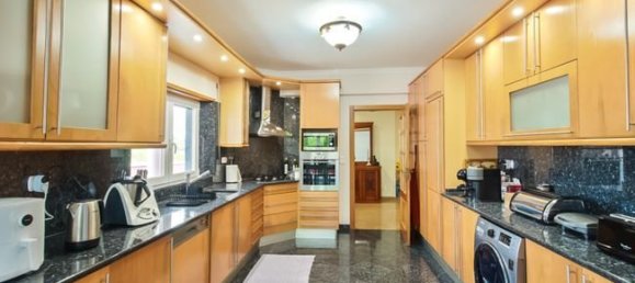 5 bedrooms House in Sintra, Portugal No. 45117 6