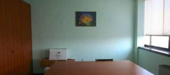 130m² Office in Reggio Emilia, Italy No. 84290 2