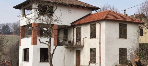 8 rooms House in Acqui Terme, Italy No. 129403 4