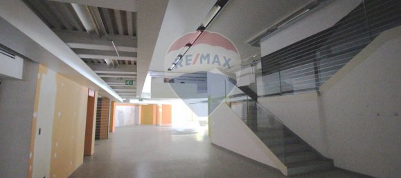 1490m² Commercial property in Brescia, Italy No. 145652 5