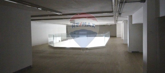 1490m² Commercial property in Brescia, Italy No. 145652 13