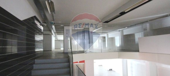 1490m² Commercial property in Brescia, Italy No. 145652 4