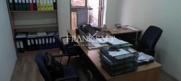 Bureau à Msida, Malta 125m² No. 12850 2
