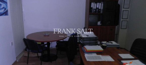 Bureau à Msida, Malta 125m² No. 12850 3