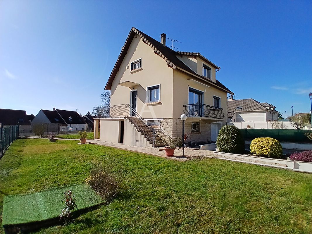 3 bedrooms House in Gretz-Armainvilliers, France No. 124951