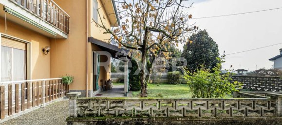 3غرفة شقة في Castelnuovo Bocca d'Adda, Italy رقم 157106 20