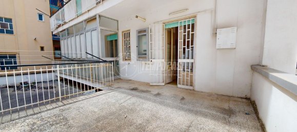 3 bedrooms Apartment in Putignano, Italy No. 31612 9