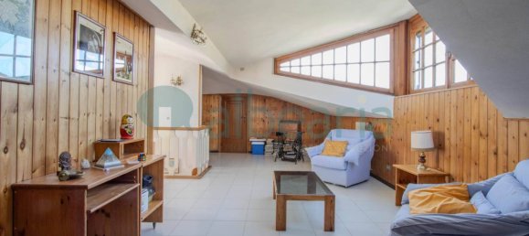 Villa de 4 dormitorios en Follonica, Italy No. 204661 22