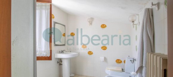 Villa de 4 dormitorios en Follonica, Italy No. 204661 25