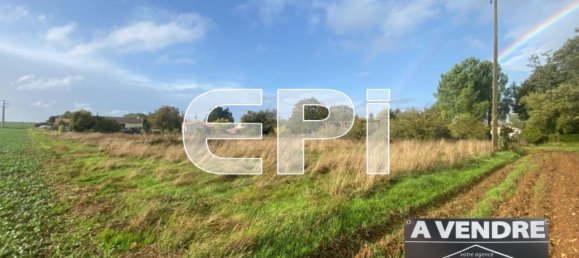 Grundstück in Neuville-de-Poitou, France 3049m², Nr. 111164 3