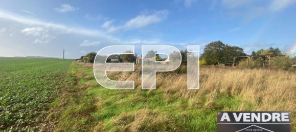 Grundstück in Neuville-de-Poitou, France 3049m², Nr. 111164 2