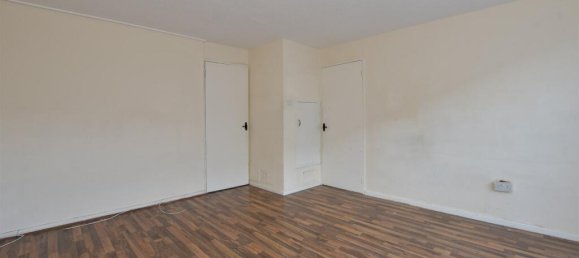 2 Schlafzimmer Maisonette-Wohnung in Essex, United Kingdom, Nr. 4118 9