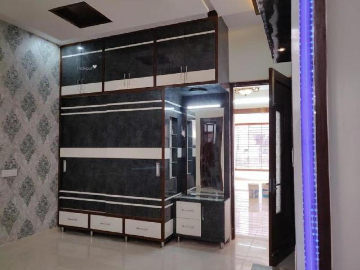 Studio in Mohali, India, Nr. 14048