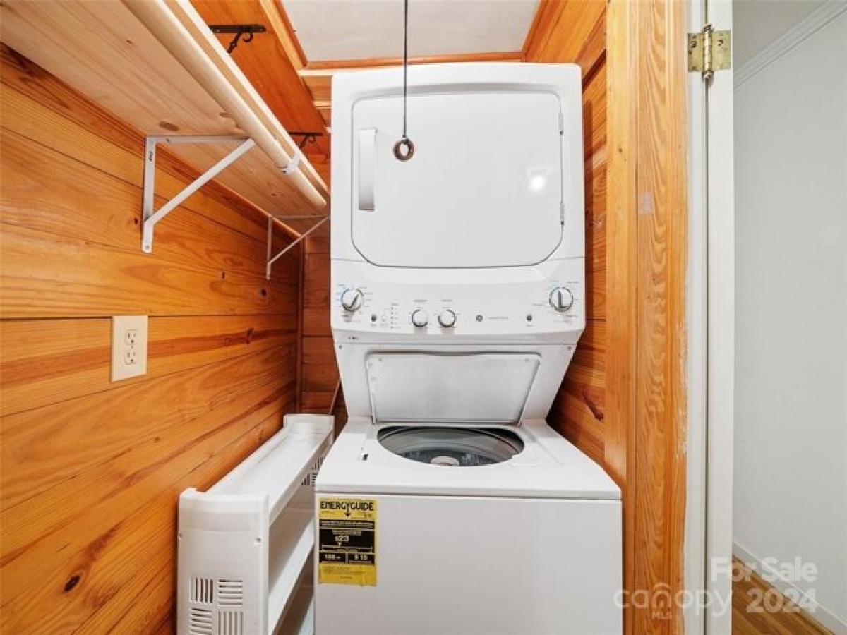 3 bedrooms House in Burnsville, USA No. 400073