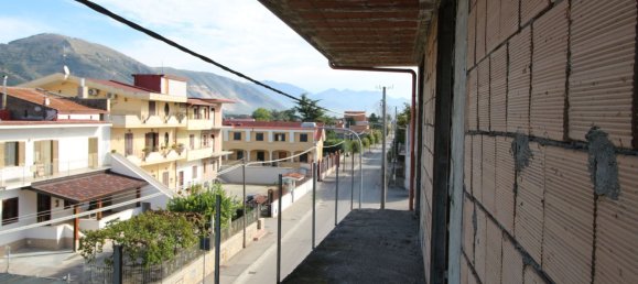 8غرفة منزل في Acerra, Italy رقم 268079 4