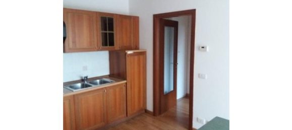 3 rooms Building in Oderzo, Italy No. 253109 5