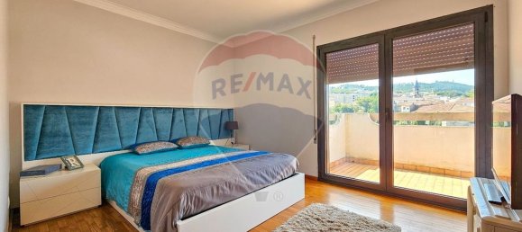 Дом с 4 спальнями в Гимарайнш, Португалия № 183310 7