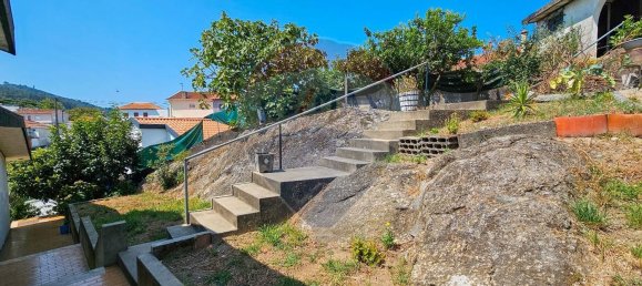 Дом с 4 спальнями в Гимарайнш, Португалия № 183310 9