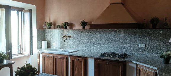 Квартира с 8 комнатами в Ветралла, Италия № 233124 6