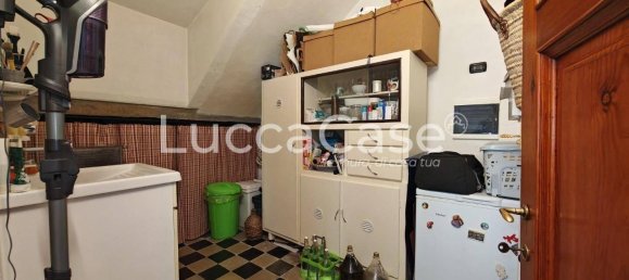 2 bedrooms Villa in Capannori, Italy No. 269291 5
